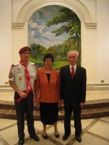 Choon Lian with parents Choon Lian with parents
